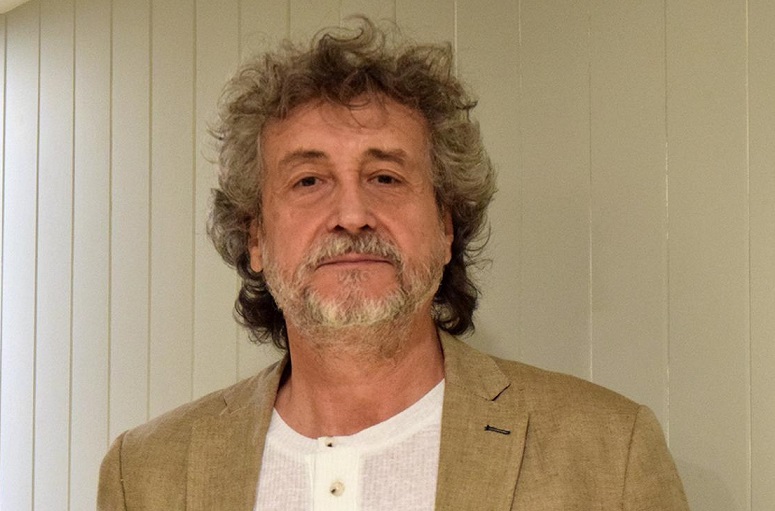 “Con ‘Pienso… ¿Para qué existo?’ estoy denunciando una situación socioeconómica que está perjudicando a gran parte de la sociedad” – Agencia Paco Urondo